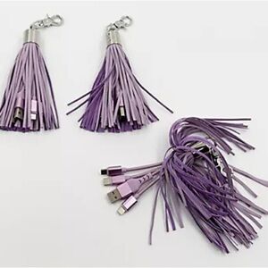 Bolsetta Universal Charging Tassels for Apple & Android - Purple